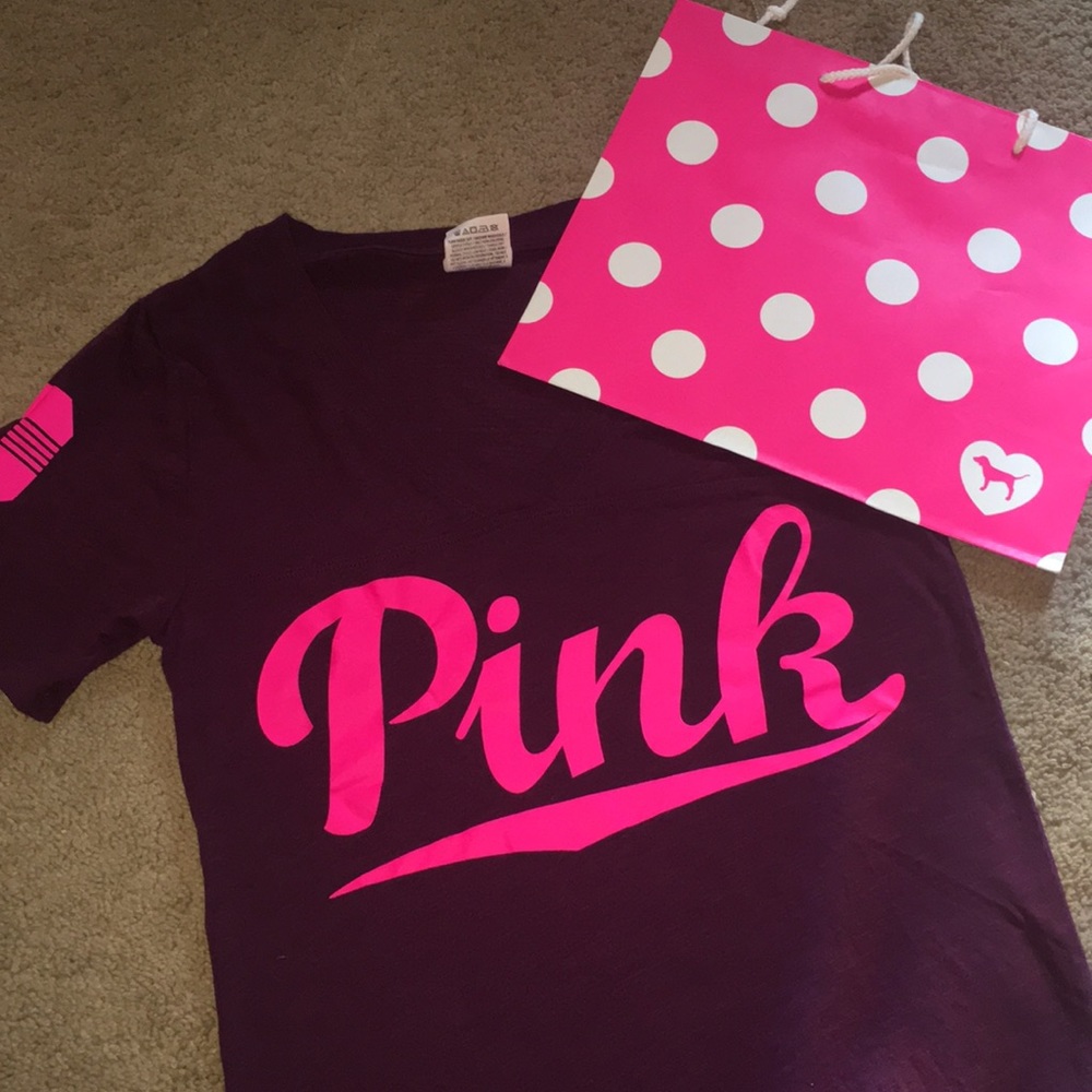 Super Cute VS Pink Tee, size XS